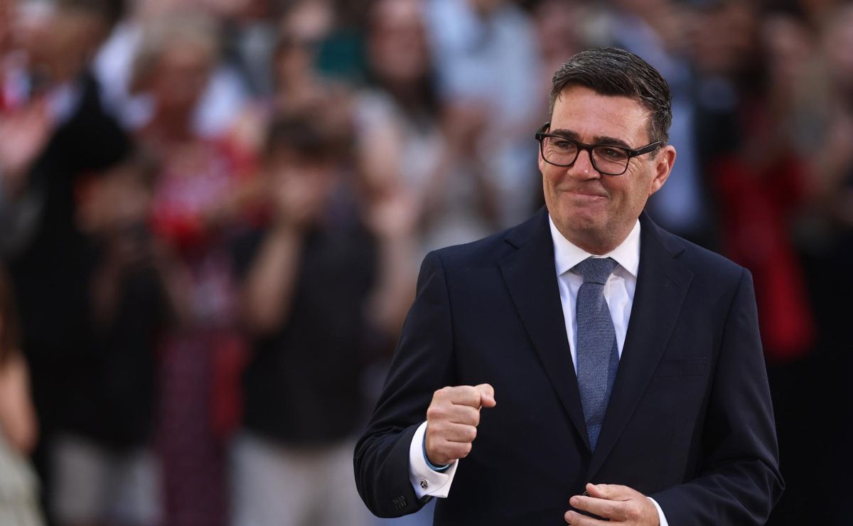 Andy Burnham asume como nuevo primer ministro de Reino Unido Andy Burnham asume como nuevo primer ministro de Reino Unido