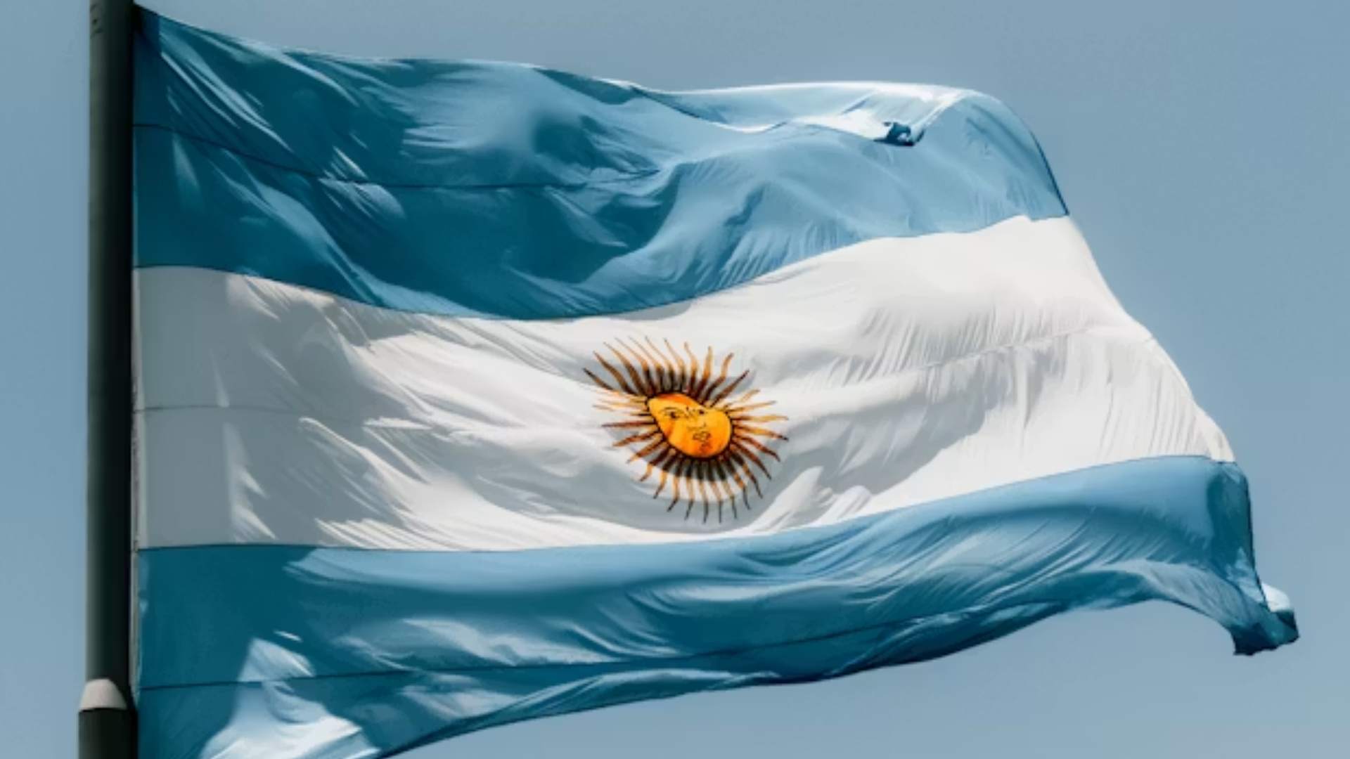 Argentina protesta al Reino Unido por un buque británico en aguas argentinas