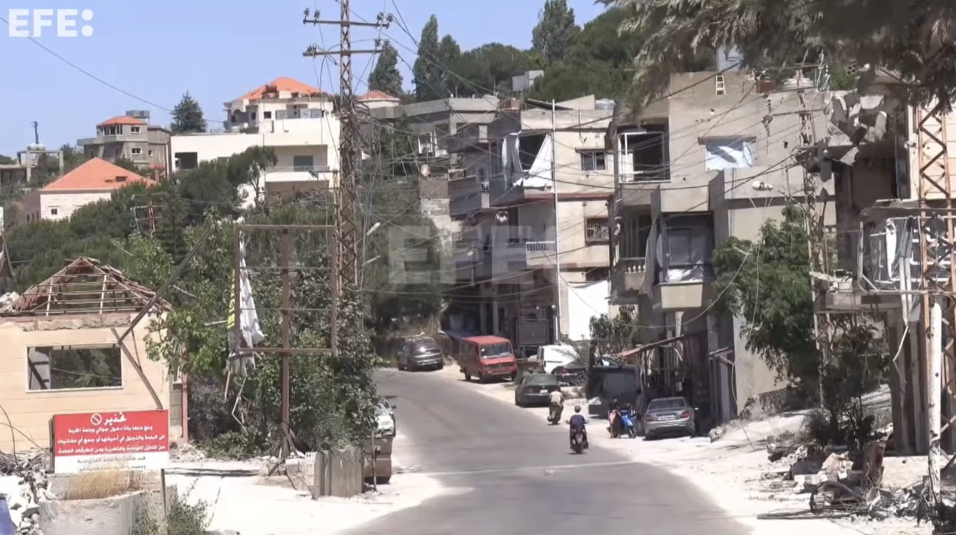 Un pueblo libanés reconstruye su rutina aún con miedo Un pueblo libanés reconstruye su rutina aún con miedo