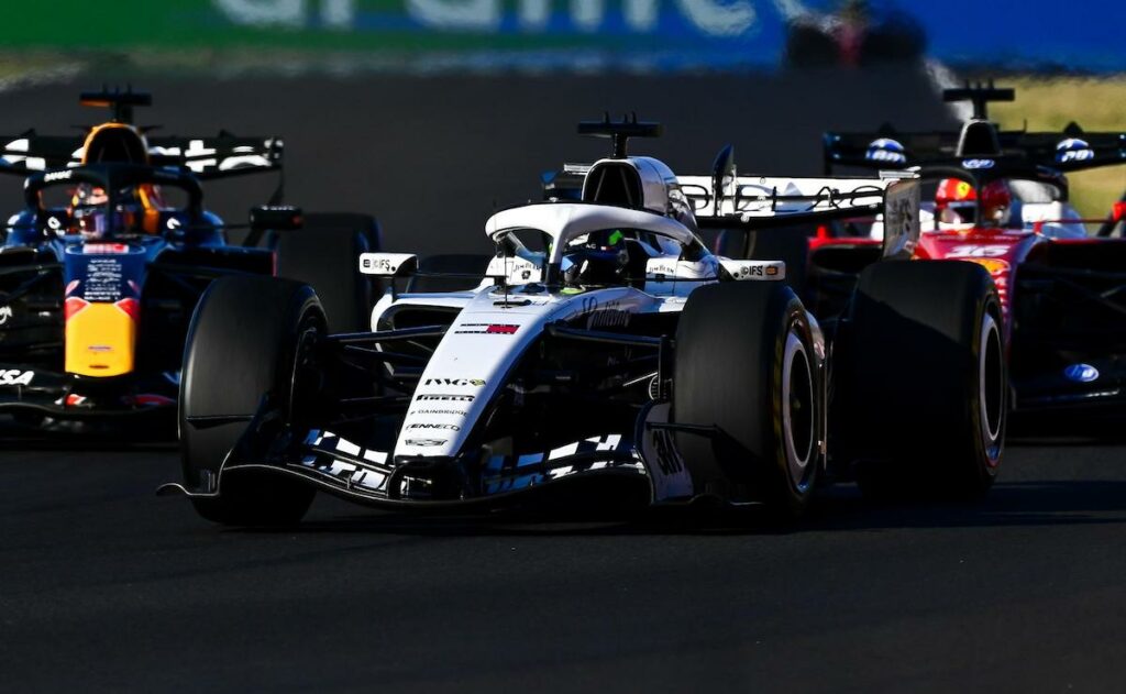 ‘Checo’ Pérez queda a tres segundos de Hamilton; ¿qué pasó en los ensayos de Hungría?