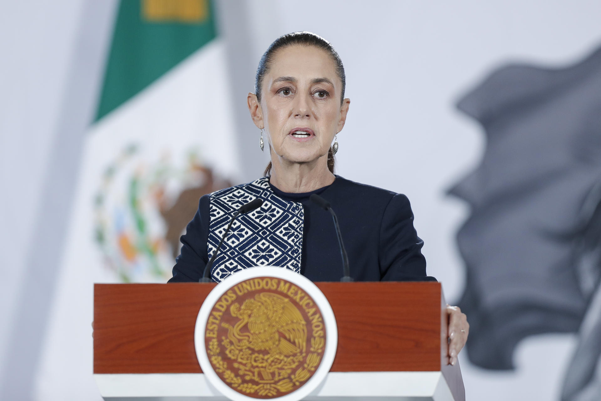 Sheinbaum niega persecución política contra Ernesto Ruffo Appel