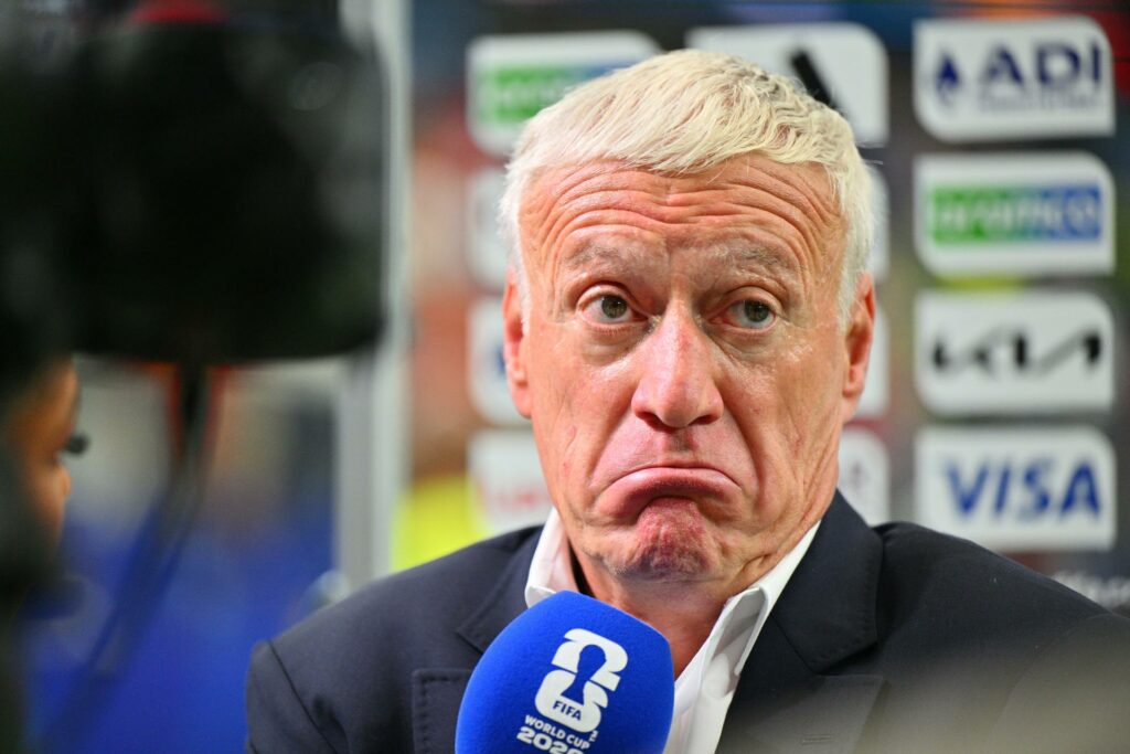 “¿Creen que estuvo a la altura?”: Deschamps se queja del arbitraje en su despedida de Francia