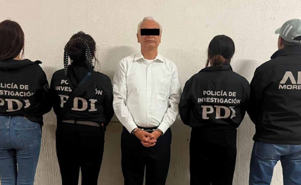 Detienen a Víctor Rodríguez, exdirector de Pemex