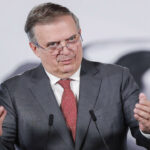 Ebrard celebra que Europa apruebe su acuerdo modernizado con México, prevé que opere este año