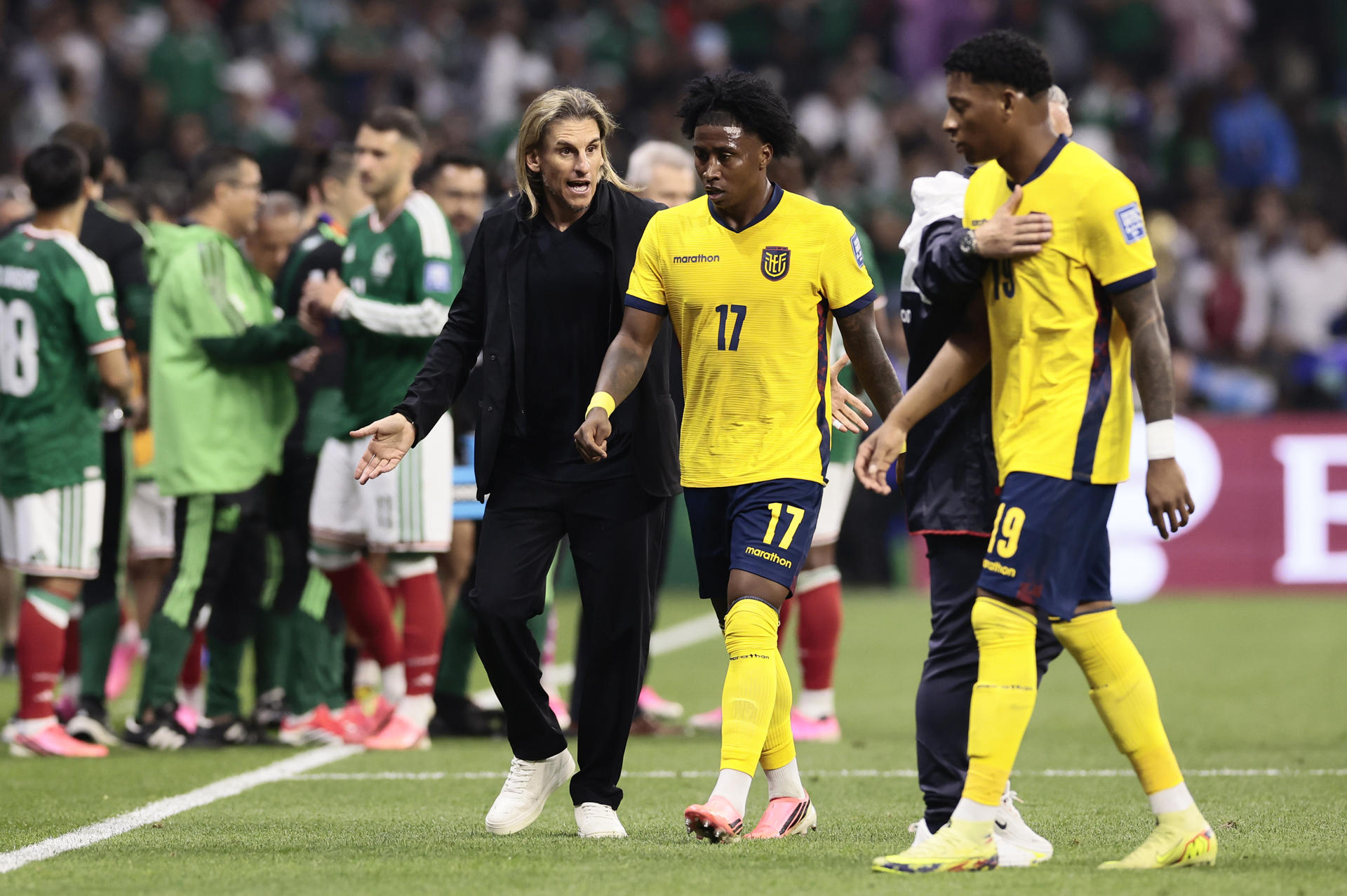 Periodista argentino afirma que jugadores de Ecuador fueron amenazados por un cártel mexicano