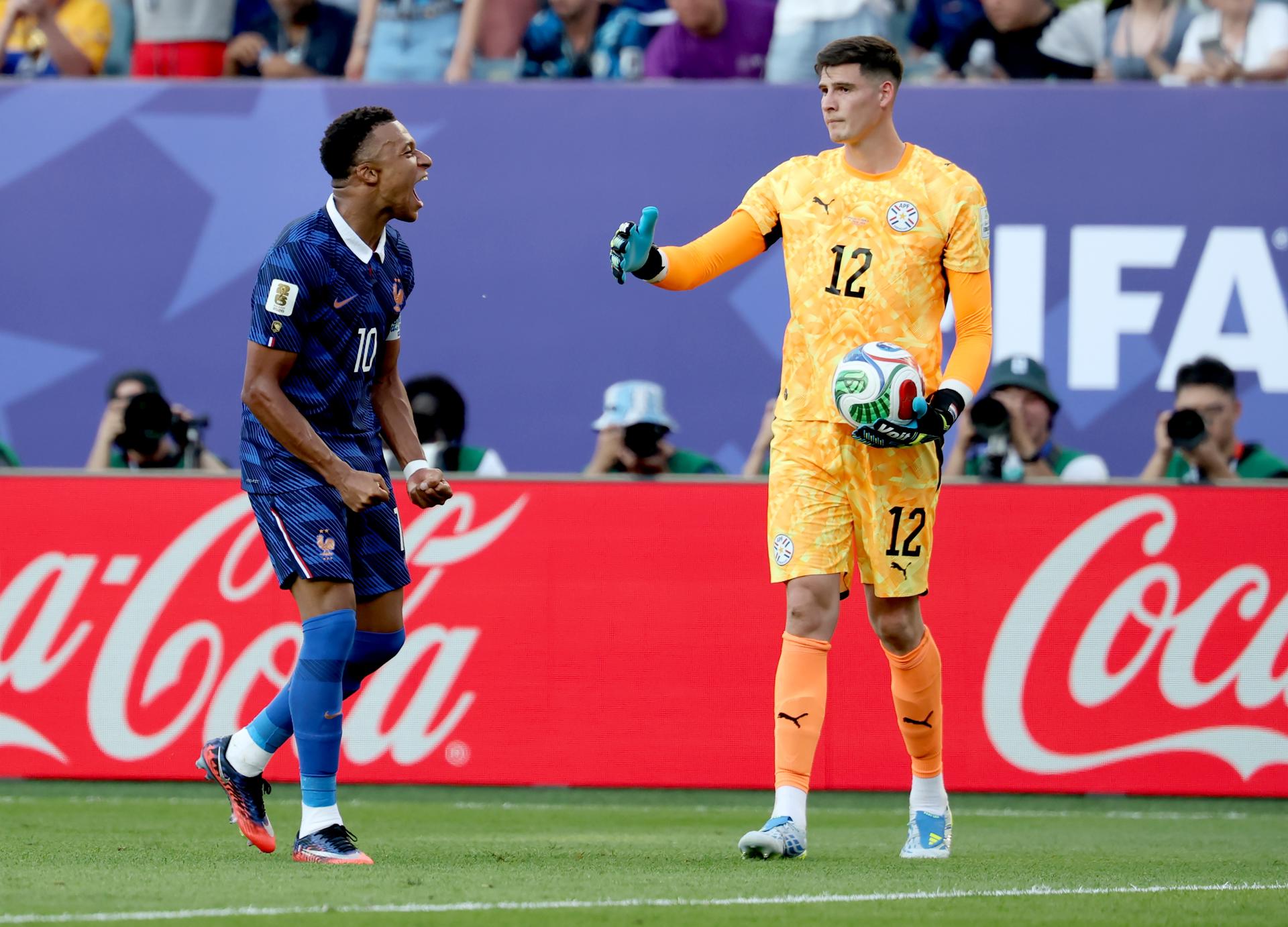Gobierno de Paraguay rechaza comentarios contra Mbappé y expresa respeto al pueblo francés