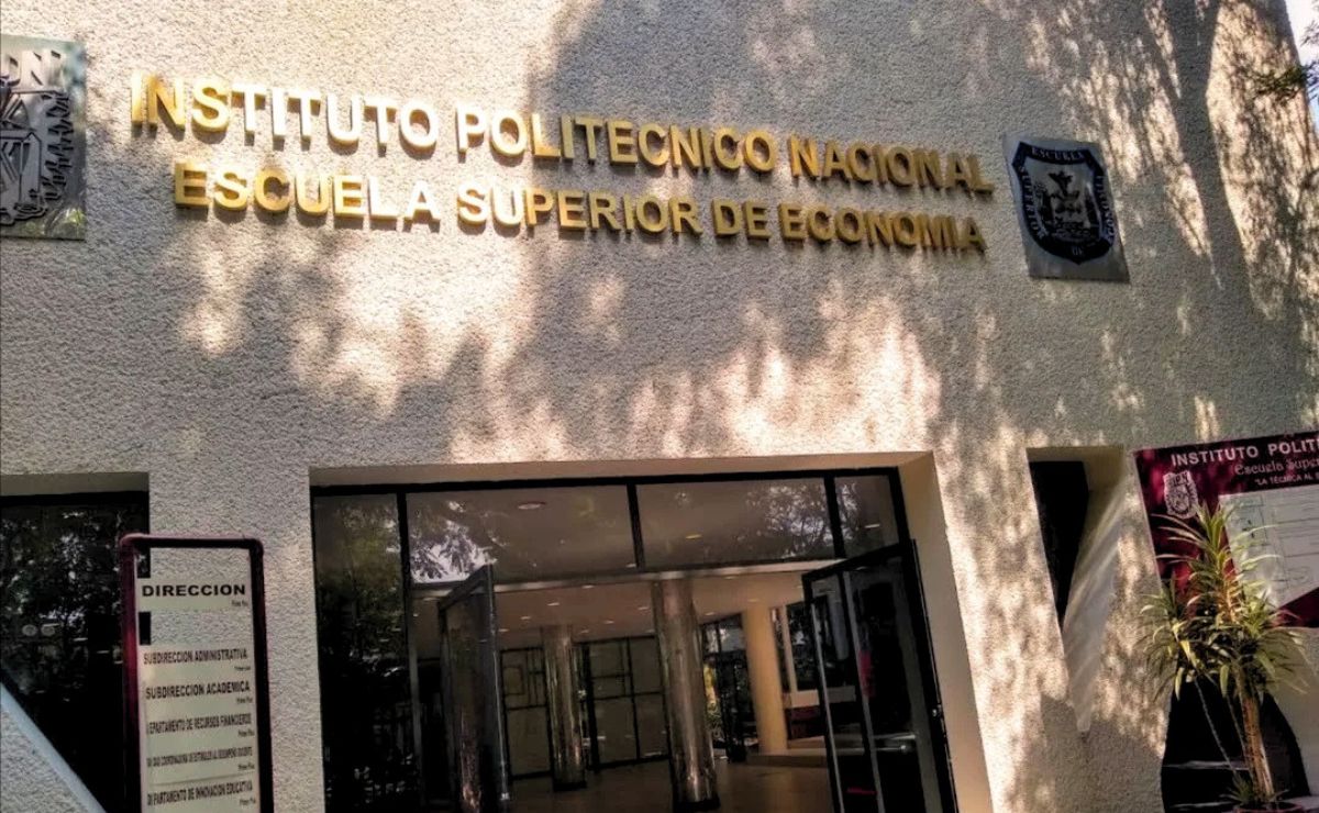 Levantan paro en la Escuela Superior de Economía del IPN Levantan paro en la Escuela Superior de Economía del IPN