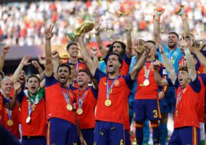 España alza Copa Mundial 2026