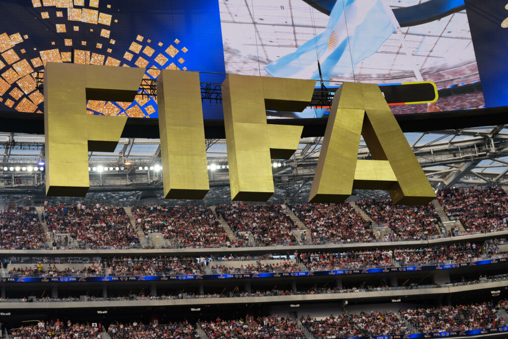 FIFA detecta 89 mil abusos en redes sociales durante el Mundial 2026; el 11 % es contenido racista