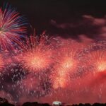 Fuegos artificiales del 4 de julio impactan avión al aterrizar en Chicago