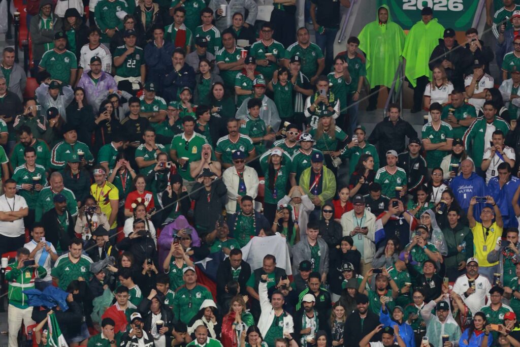 Y otra vez se escucha el grito homofóbico en el Azteca tras eliminación de México