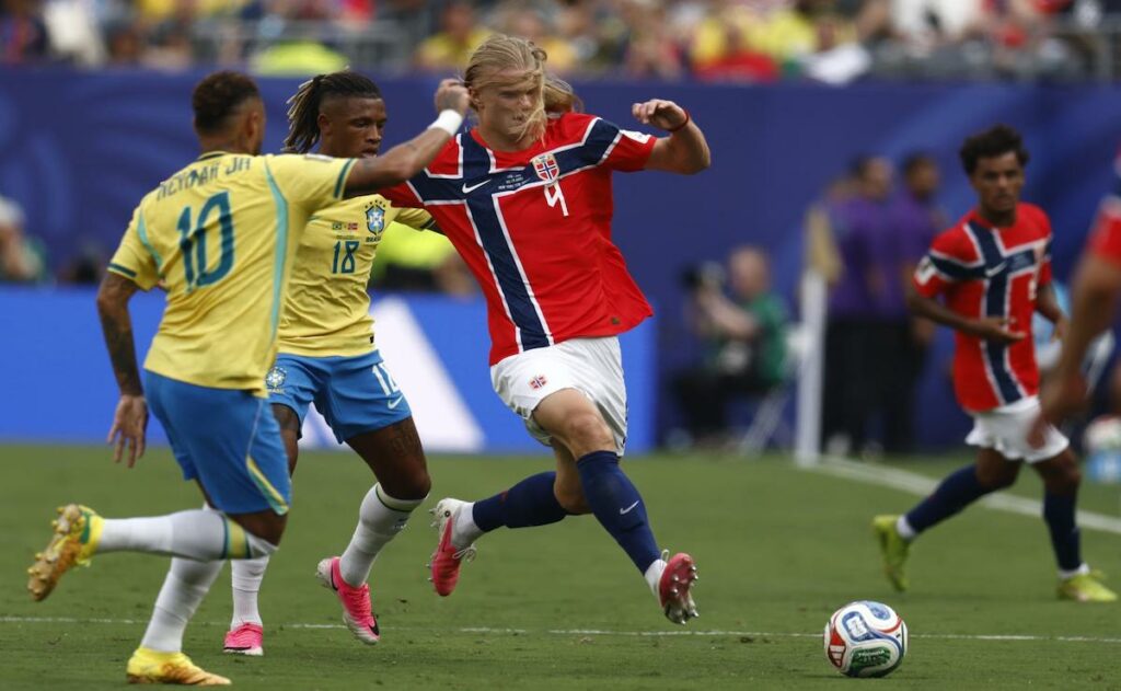 “Tengo que pellizcarme para creer que es real”: Haaland celebra la hazaña de Noruega ante Brasil - haaland-celebra-la-hazana-de-noruega-ante-brasil-2-1024x631
