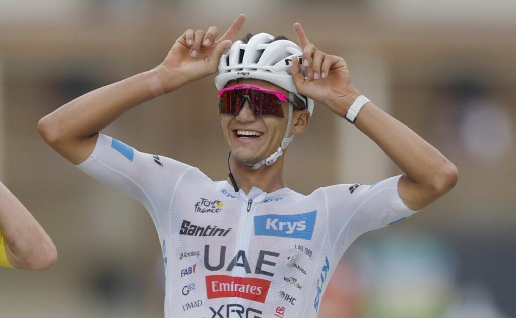 Isaac del Toro hace historia en el Tour de Francia; es el mejor ciclista joven