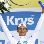 Isaac del Toro sigue dentro del liderato del Tour de Francia