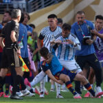 Video: La agresión de Leandro Paredes a jugadores de España