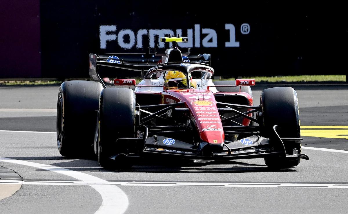 Lewis Hamilton manda en casa y arrancará primero en el sprint de Silverstone Lewis Hamilton manda en casa y arrancará primero en el sprint de Silverstone