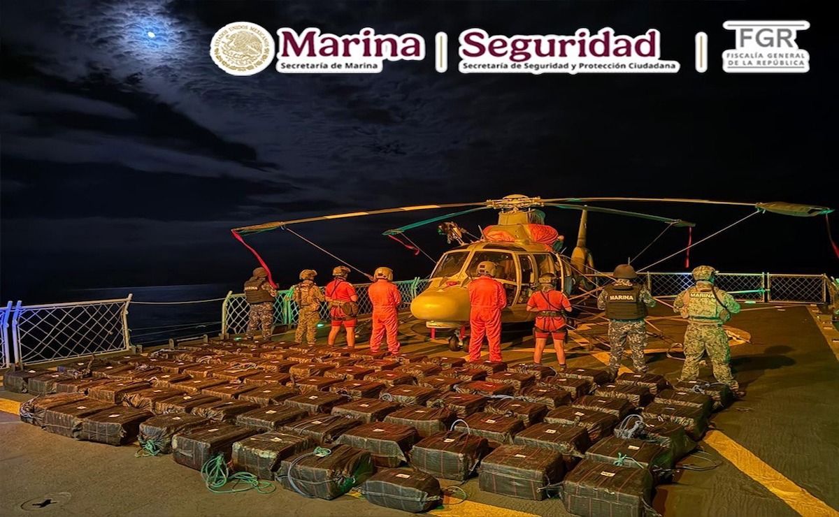 Marina asegura casi 3 toneladas de cocaína y detiene a cuatro en costas de Oaxaca