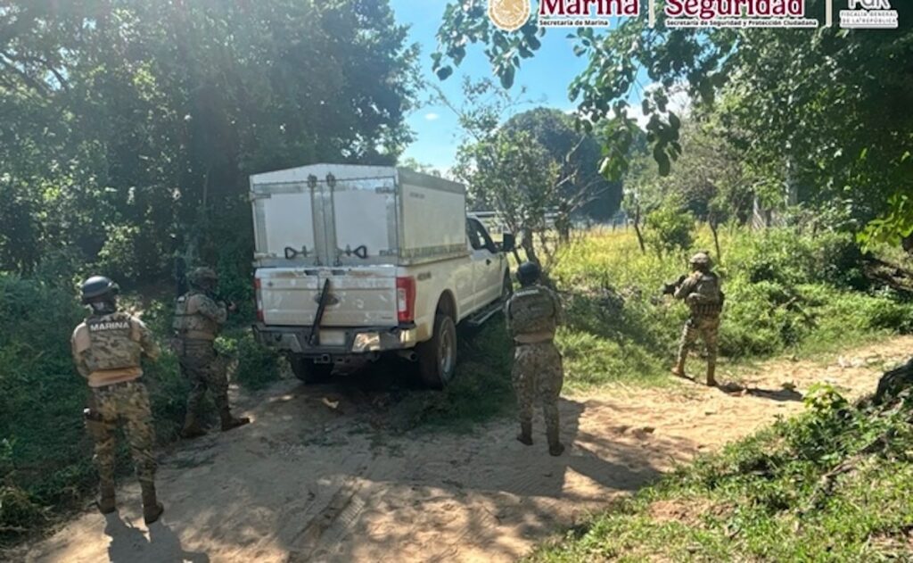 Marina asegura vehículo con 834 kilos de presunta cocaína en Chiapas