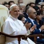 “Las armas atómicas no generan paz”, dice el papa León XIV en su libro de discursos