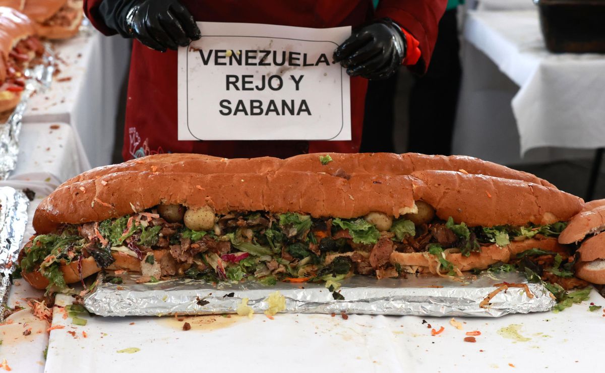México impone nuevo récord Guinness a la torta más grande del mundo - porcion-de-la-torta-mas-grande-del-mundo