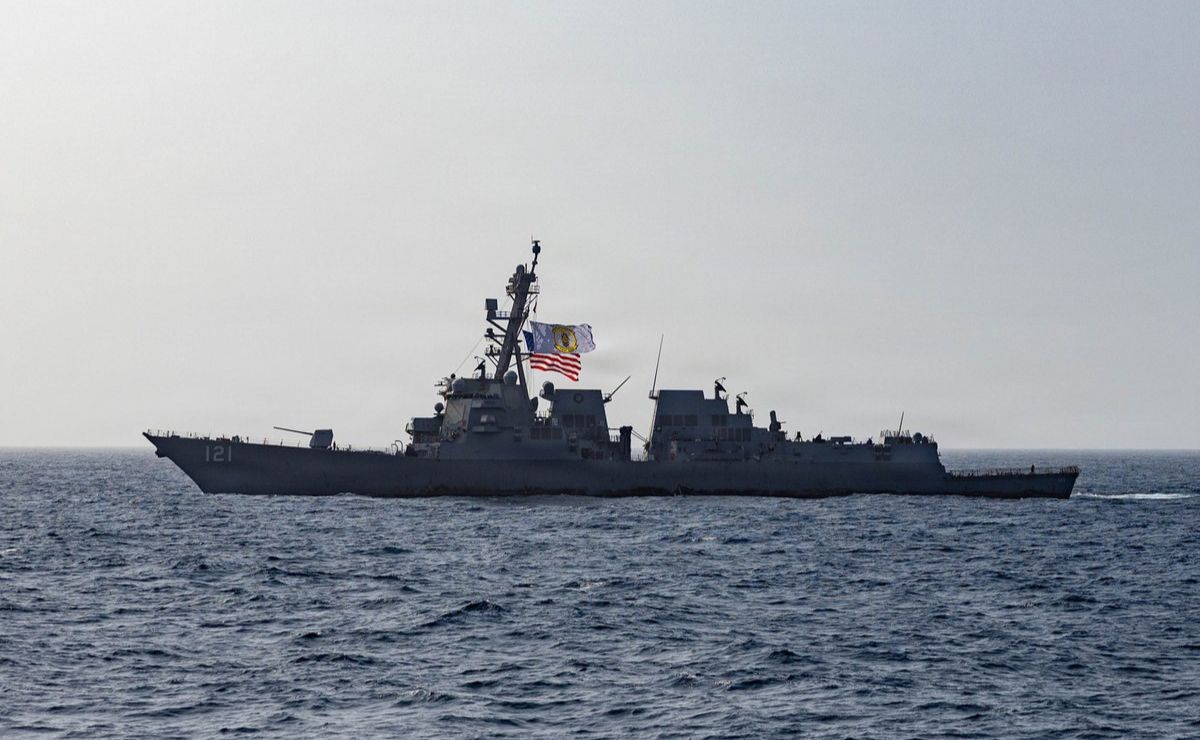 EE.UU. ataca objetivos militares iraníes; busca debilitar su amenaza en el estrecho de Ormuz