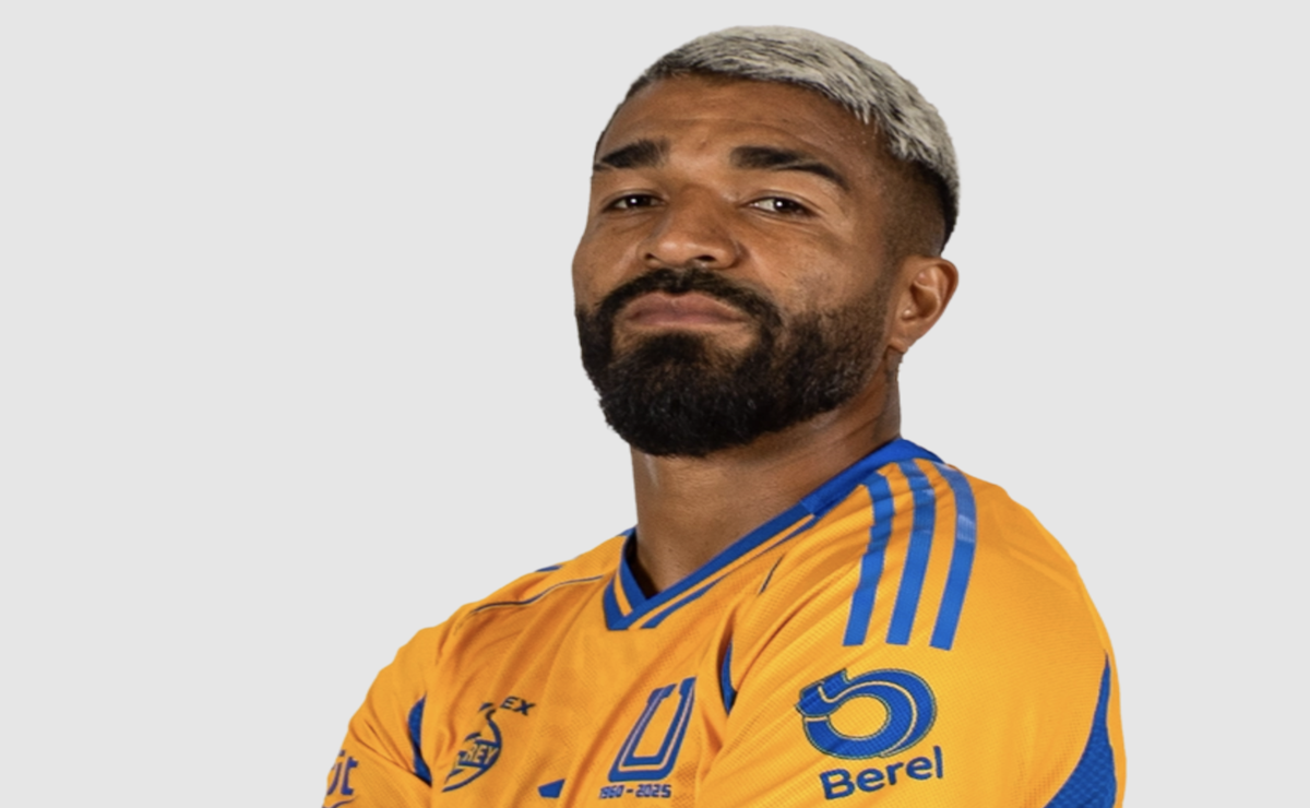 Rodrigo Aguirre, primer expulsado en la Liga MX por la “Ley Vinícius” Rodrigo Aguirre, primer expulsado en la Liga MX por la “Ley Vinícius”