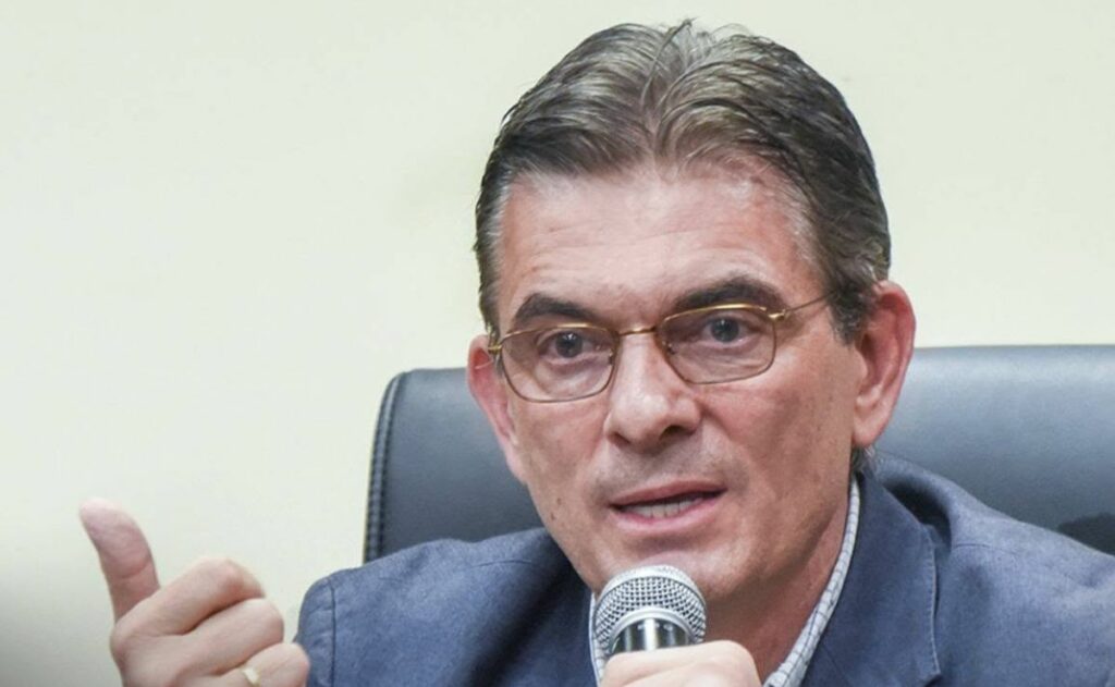 Del entusiasmo al desgaste: ahora la lupa está sobre Rodrigo Paz
