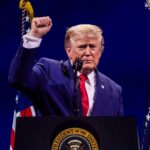 Trump agradece a agentes por garantizar la seguridad en su evento “espectacular” del 4 de julio