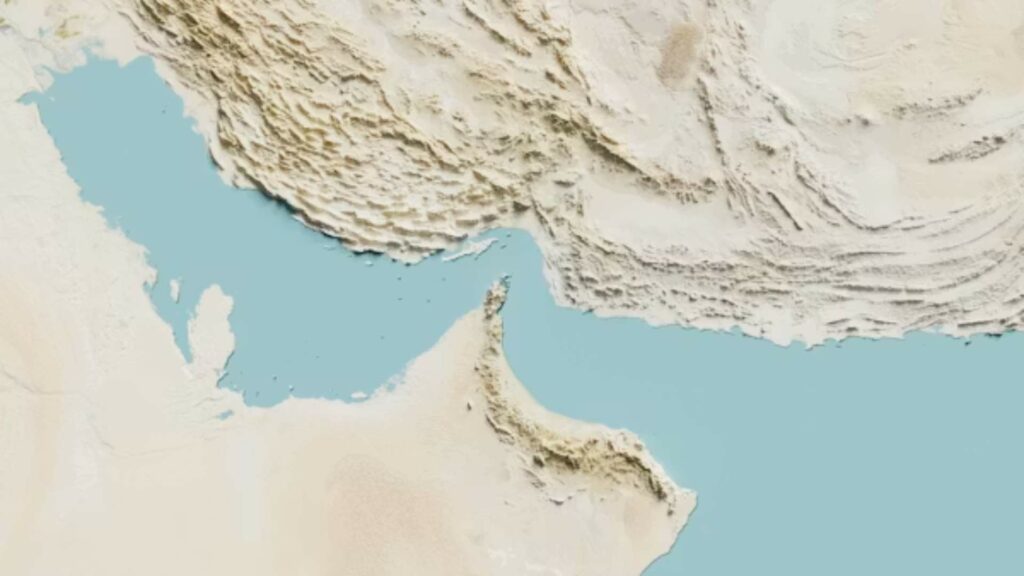 Un muerto y ocho heridos en un ataque a petroleros de Emiratos Árabes atribuido a Irán