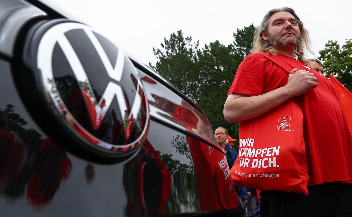 Volkswagen pisa el freno: bajará su capacidad anual de 12 a 9 millones de vehículos