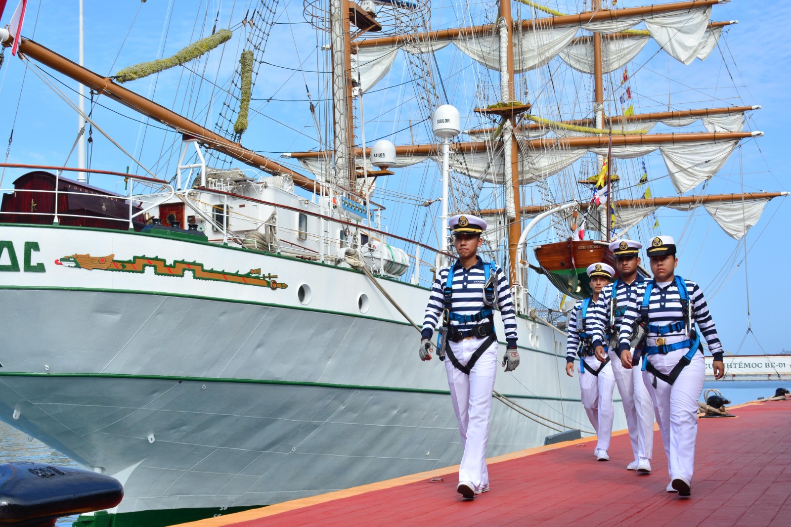 Zarpa el Buque Escuela “Cuauhtémoc” para iniciar el Crucero de Instrucción “Pacífico Norte 2026”