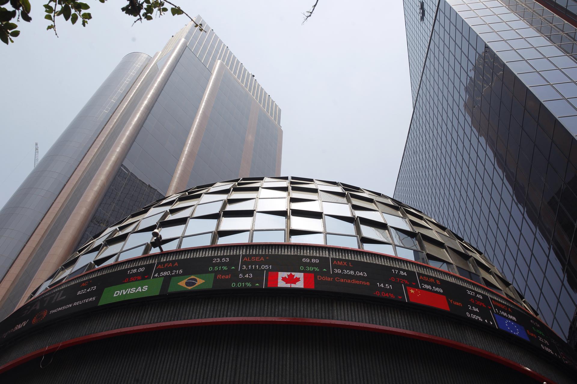 La Bolsa mexicana sufre caída del 1.32 % en línea con los mercados de EE.UU.