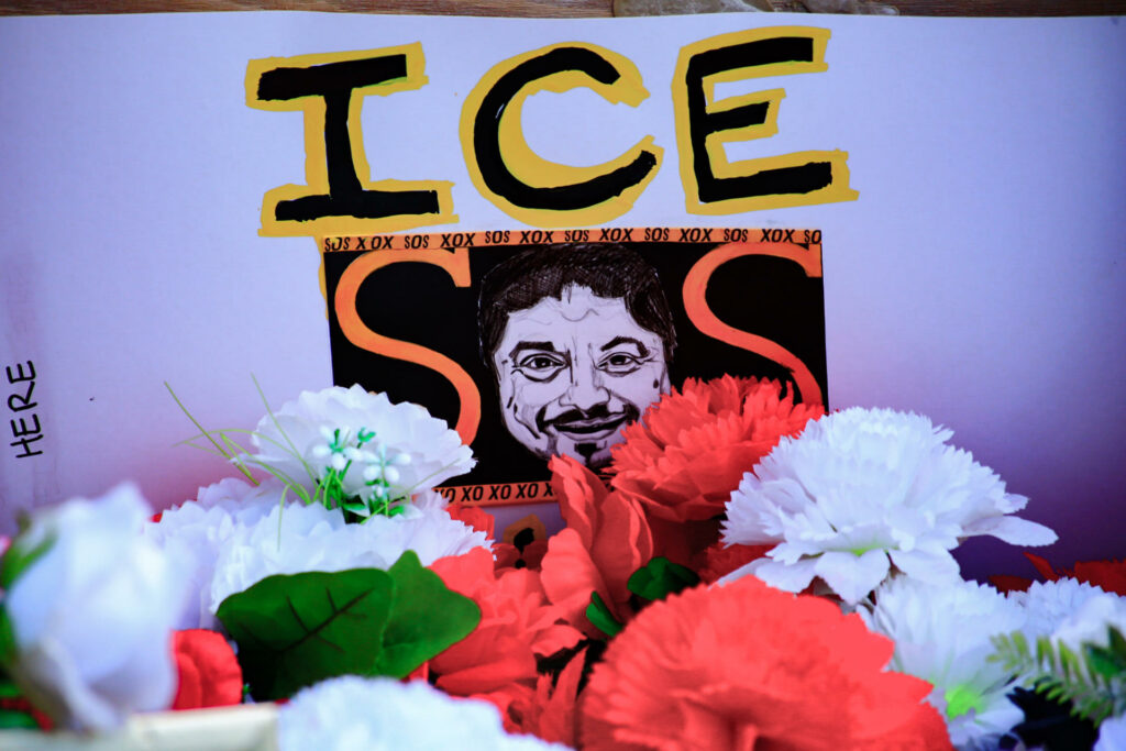 Houston recuerda a Lorenzo Salgado un mes después de morir por disparos de ICE - a5b309e7ca22e2a580490c77e63e481ab003addbw-1024x683