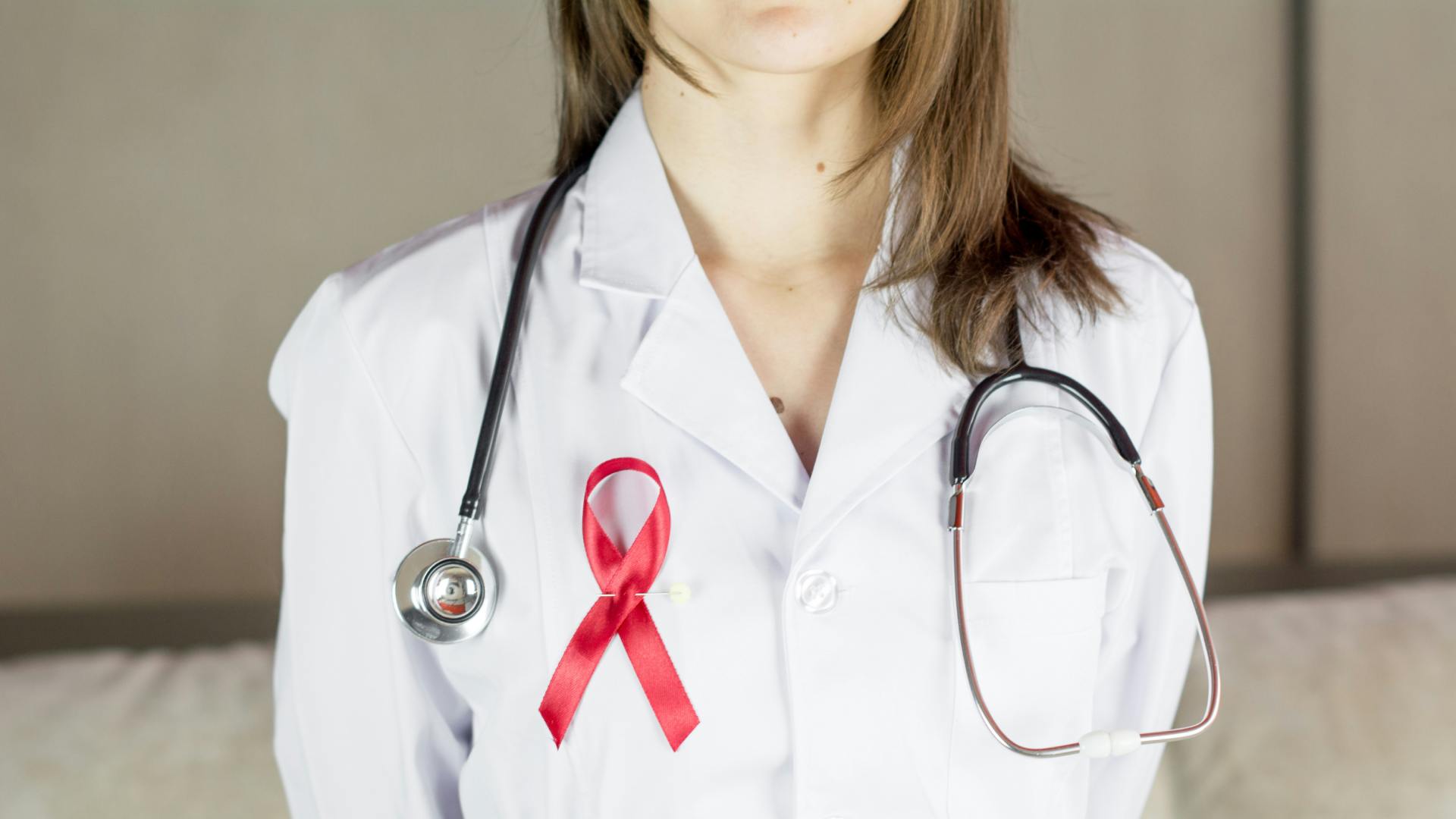 Activistas y ONG advierten del avance del cáncer de mama en mujeres jóvenes mexicanas