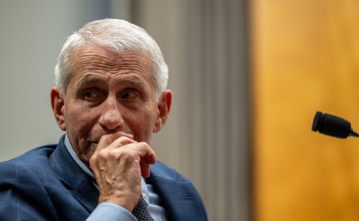 Comité del Senado vota a favor de declarar a Fauci en desacato