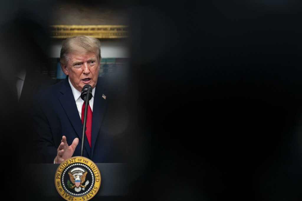 Trump: el actual crecimiento del PIB resolverá el asunto de la deuda “con gran facilidad”