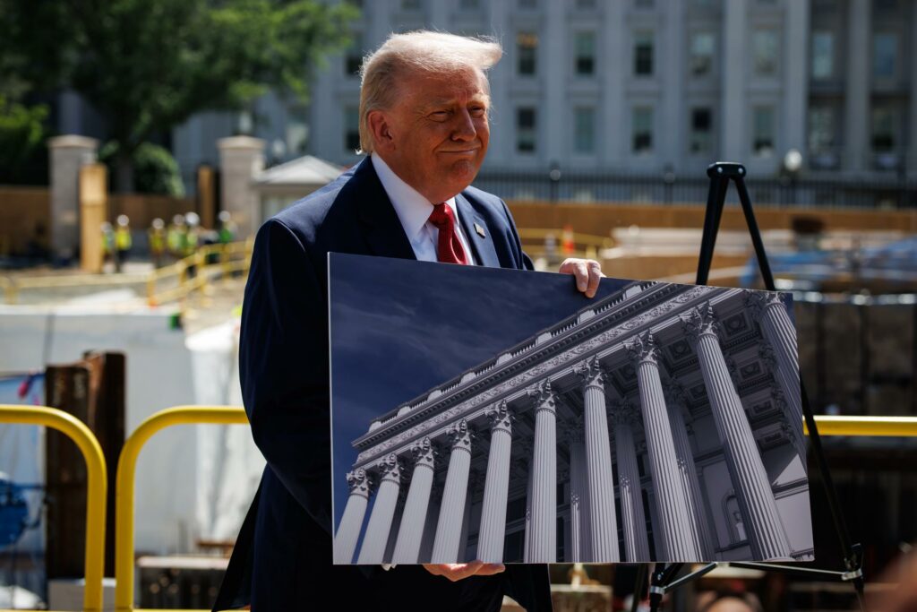 El Supremo da luz verde a Trump para que construya un salón de baile en la Casa Blanca