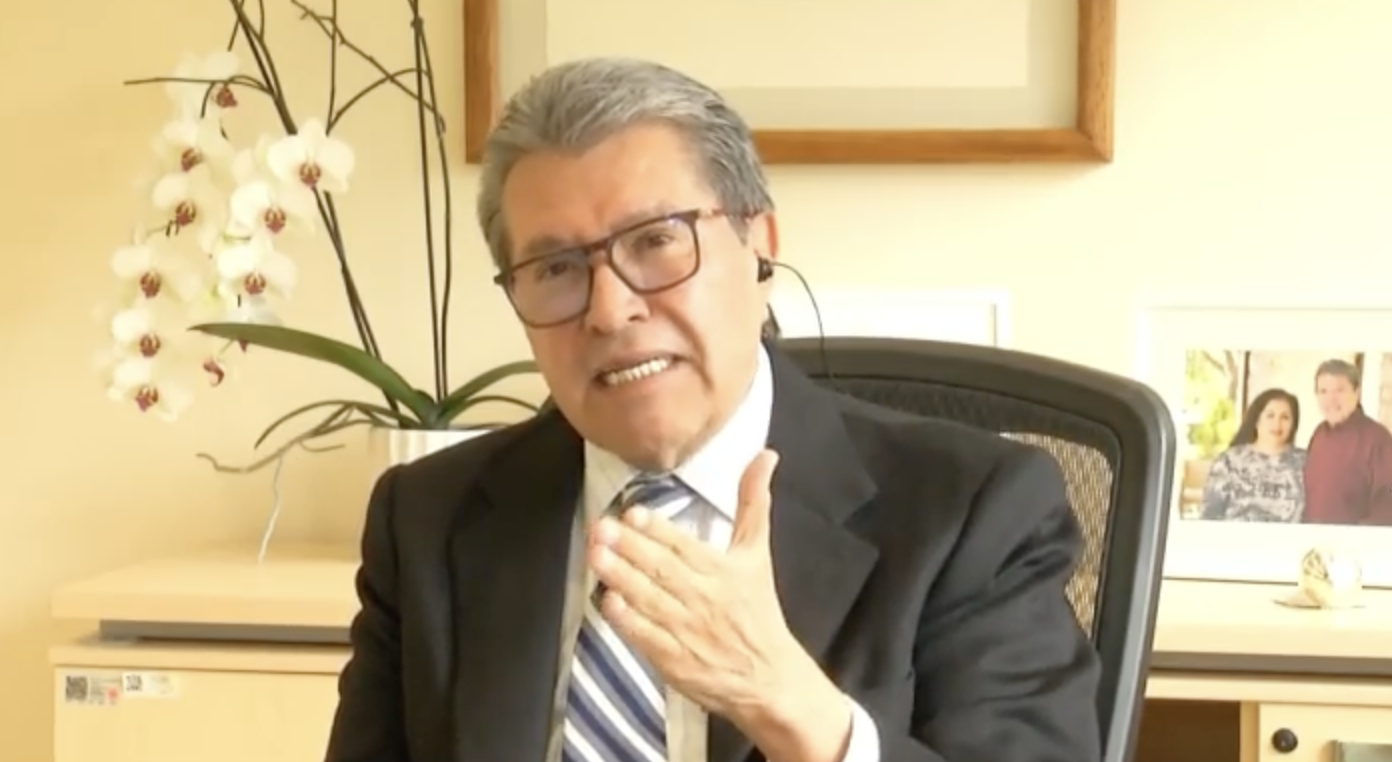 Ricardo Monreal considera la reelección como diputado federal