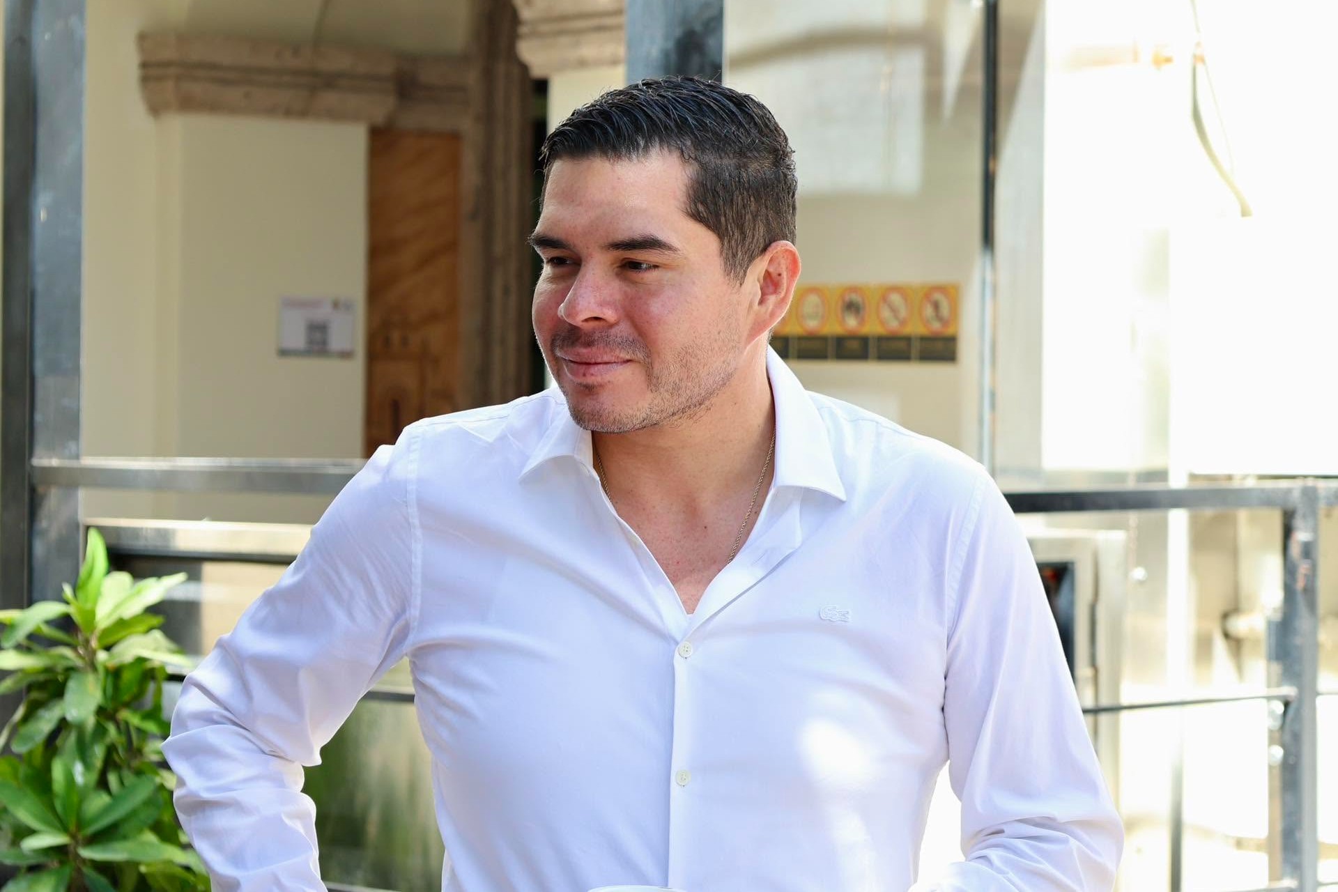 Identifican en fosa clandestina restos de Carlos Beltrán, exoficial mayor de Los Cabos