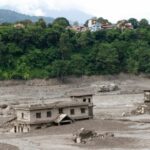 Video: Riada deja 55 muertos en Nepal; la atribuyen a temblor