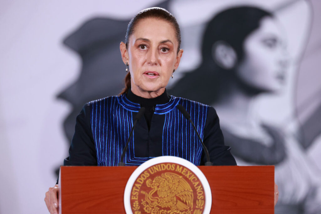 “Sinaloa puede saber que ahí estamos”: Sheinbaum descarta desaparición de poderes en el estado tras licencia de Rocha Moya