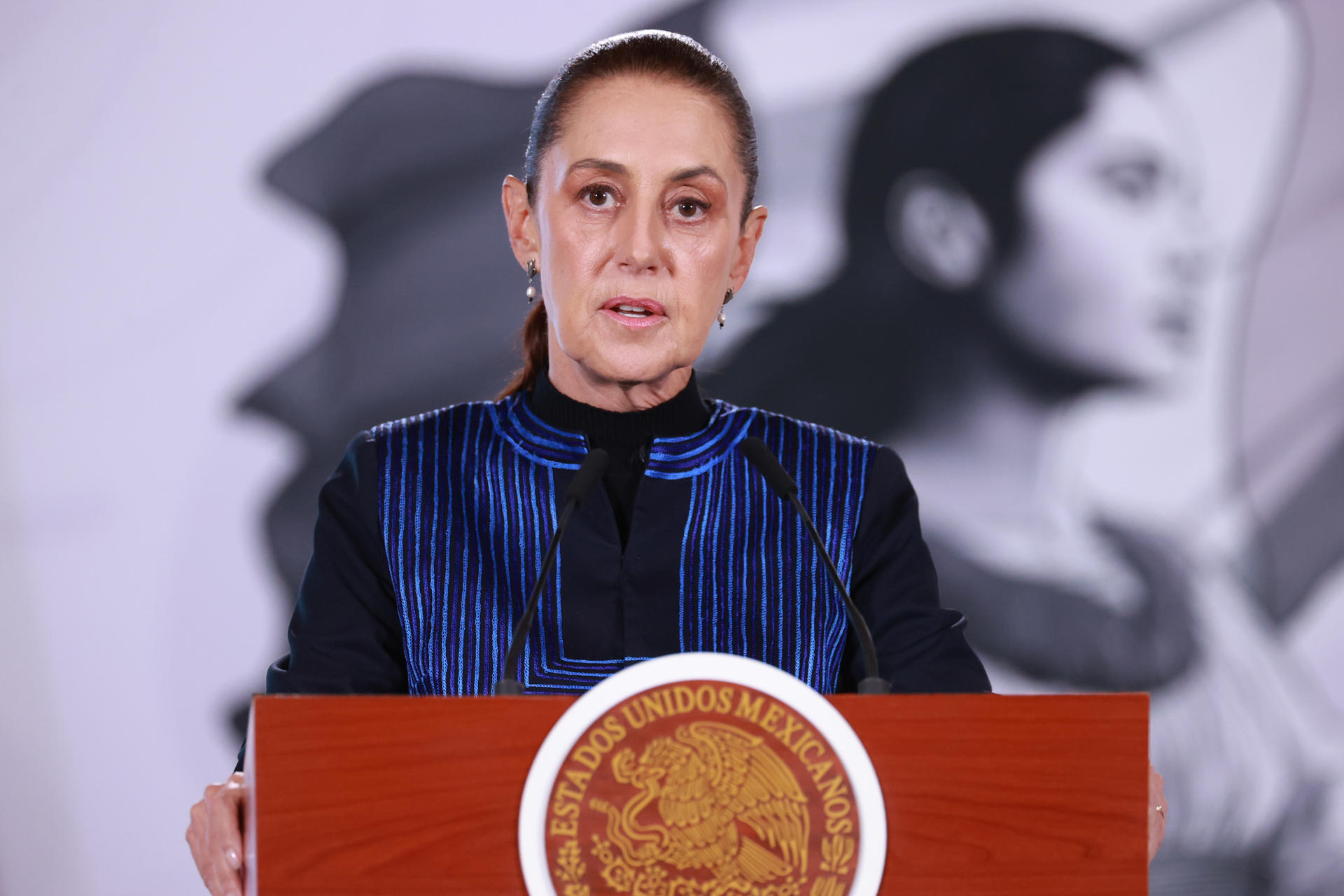 “Sinaloa puede saber que ahí estamos”: Sheinbaum descarta desaparición de poderes en el estado tras licencia de Rocha Moya “Sinaloa puede saber que ahí estamos”: Sheinbaum descarta desaparición de poderes en el estado tras licencia de Rocha Moya