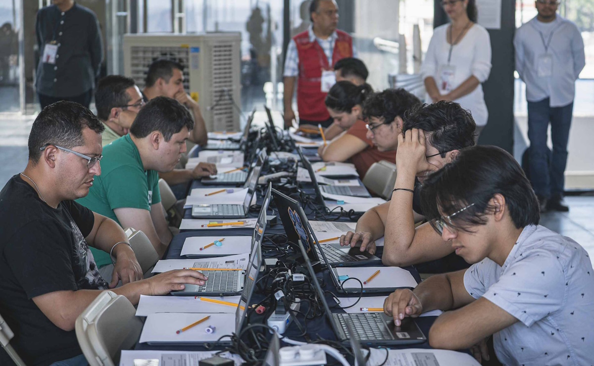 Concluye aplicación del examen de control de ingreso a la UNAM en Tijuana; la prueba se aplicará ahora en CDMX Concluye aplicación del examen de control de ingreso a la UNAM en Tijuana; la prueba se aplicará ahora en CDMX