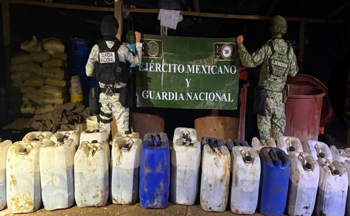 Aseguran en Michoacán más de 3 toneladas de sustancias químicas para la elaboración de metanfetamina