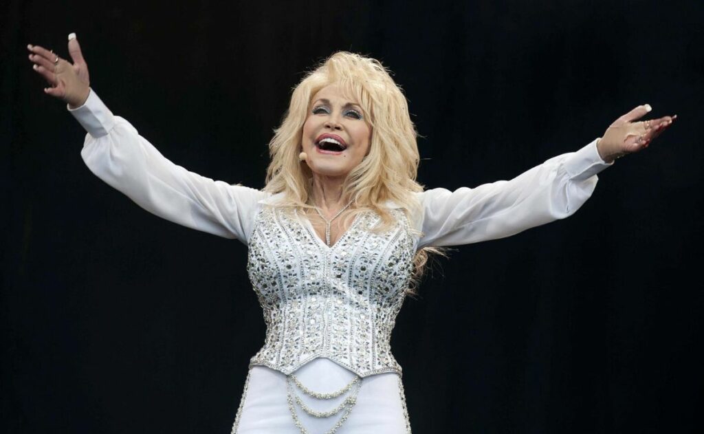 Murió Dolly Parton, legendaria estrella de la música country