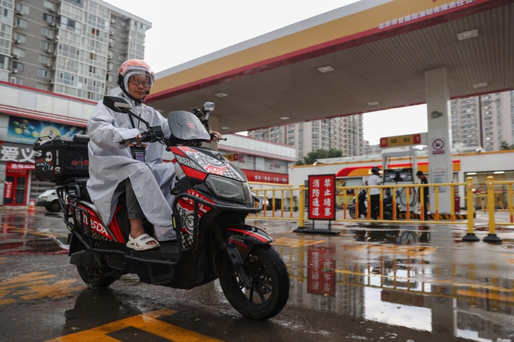 Dolphin se debilita tras dejar más de 215 mil evacuados en Shanghái - dolphin-se-debilita-tras-dejar-mas-de-215-mil-evacuados-en-shanghai-2-1024x683