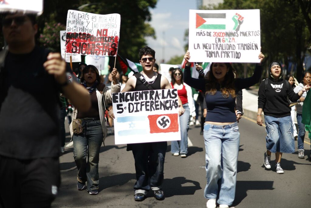 Manifestantes exigen romper acuerdos con Israel y defender el agua de Chihuahua - e3120bf32dc1970fe68ce3b9795e08083d8270cbw-1024x683