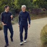 Apple inicia una nueva era: John Ternus sucede a Tim Cook al frente de Apple