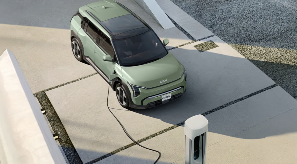 México produce el primer eléctrico de Kia EV3 - kia-ev3-d-1024x565