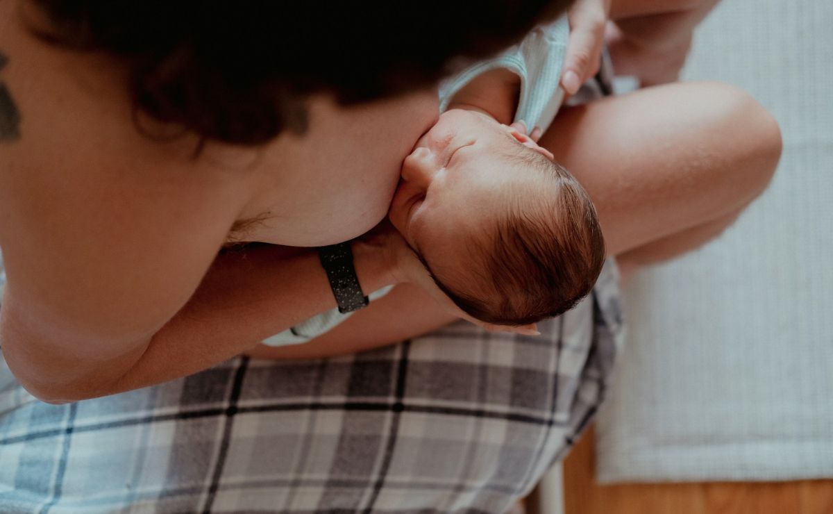¿La obesidad cambia la leche materna?